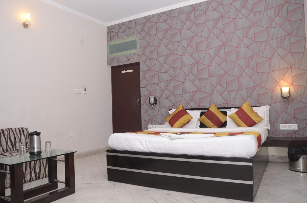 Hotel Kartikey 3*