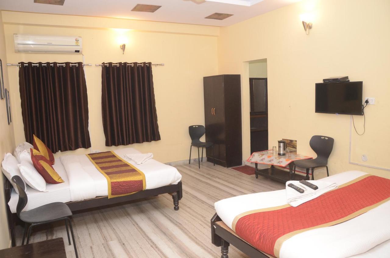 Kartikey Hotel